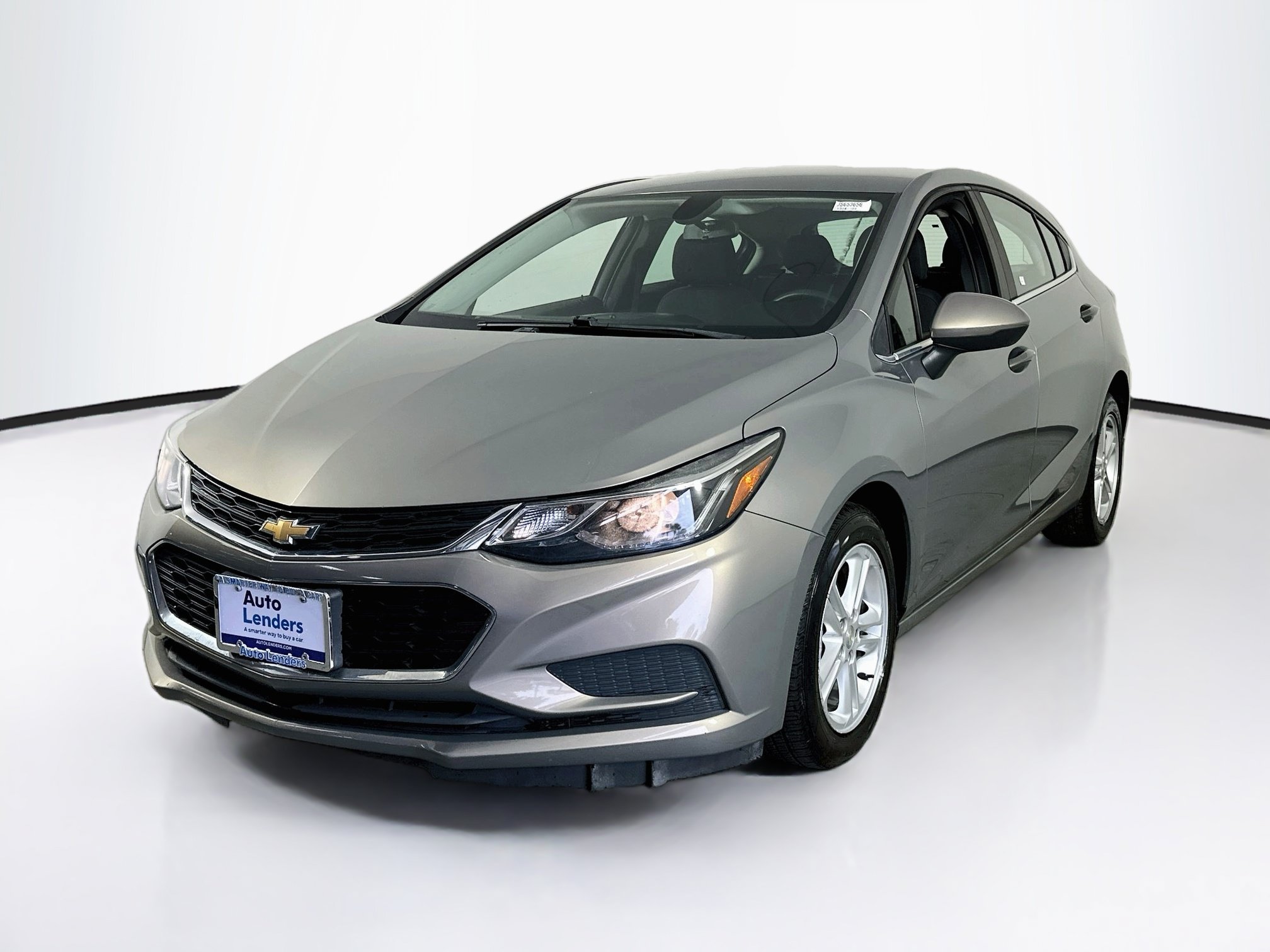 Used 2018 Chevrolet Cruze LT w/ Convenience Package FWD image 1