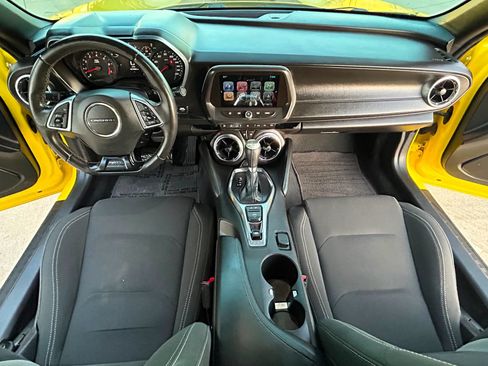 Used 2017 Chevrolet Camaro SS RWD image 19