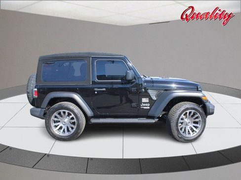 Used 2020 Jeep Wrangler Sport image 2