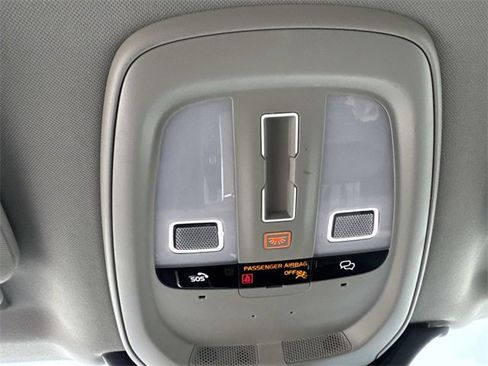 Used 2024 Volvo XC90 B6 Plus w/ Protection Package Premier image 19