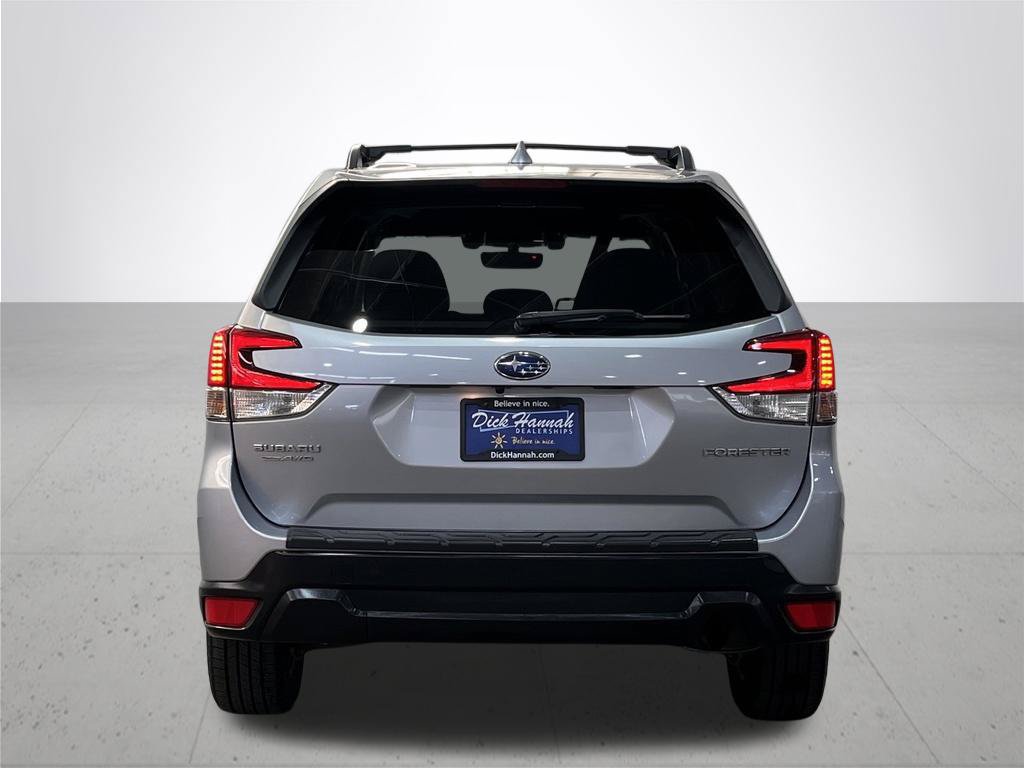 Used 2019 Subaru Forester Premium AWD/4WD image 11