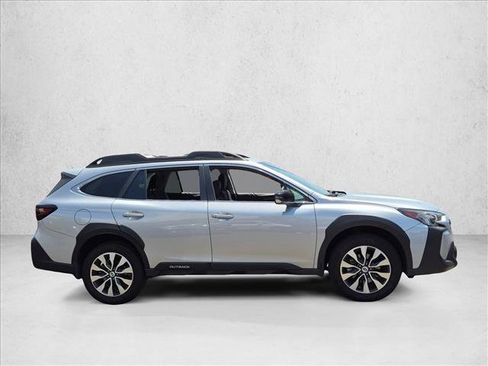 Used 2024 Subaru Outback Limited AWD/4WD image 5