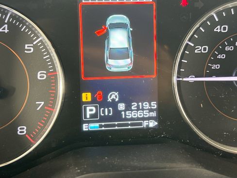 Used 2023 Subaru Crosstrek 2.5i Limited w/ Moonroof Package image 12