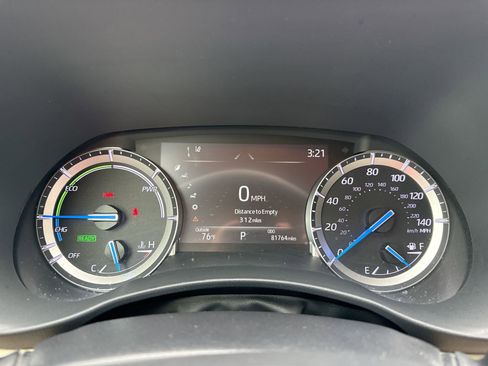 Used 2022 Toyota Highlander Limited image 10