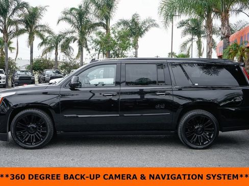 Used 2017 Cadillac Escalade ESV Platinum RWD image 5
