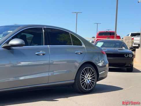 Used 2023 Mercedes-Benz C 300 4MATIC Sedan image 8