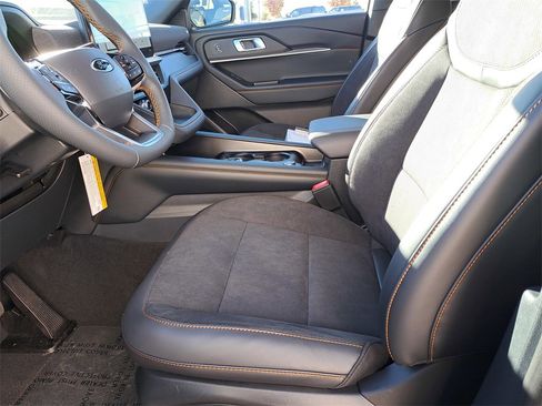 New 2026 Ford Explorer Tremor w/ Tremor Convenience Package image 12