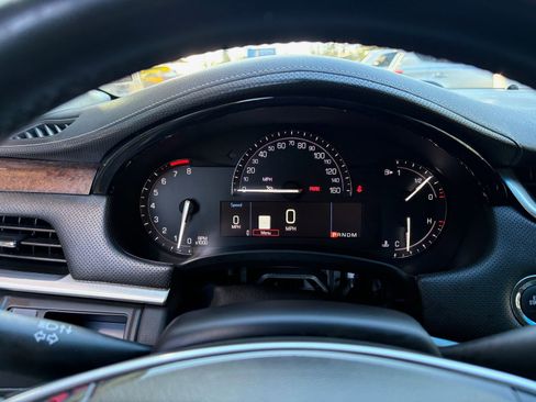 Used 2019 Cadillac XTS Luxury image 38