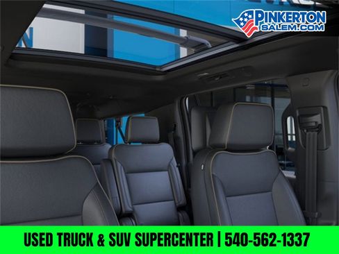 New 2026 Chevrolet Suburban Premier image 24