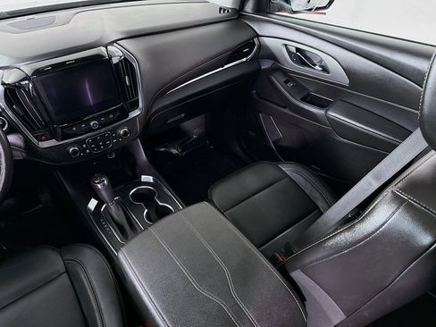 Used 2019 Chevrolet Traverse RS w/ LPO, Floor Liner Package AWD/4WD image 27