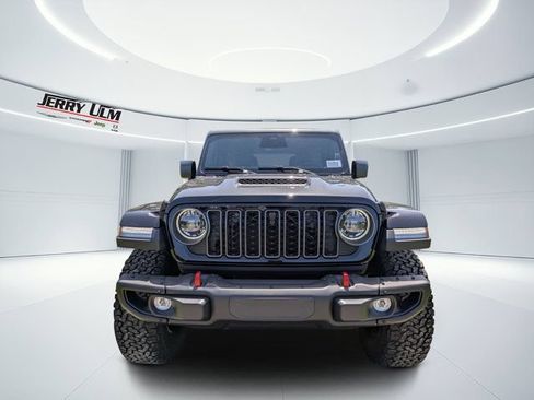 New 2026 Jeep Wrangler Unlimited Rubicon AWD/4WD image 8