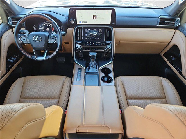 Used 2023 Lexus LX 600 4WD w/ Appearance Package image 19