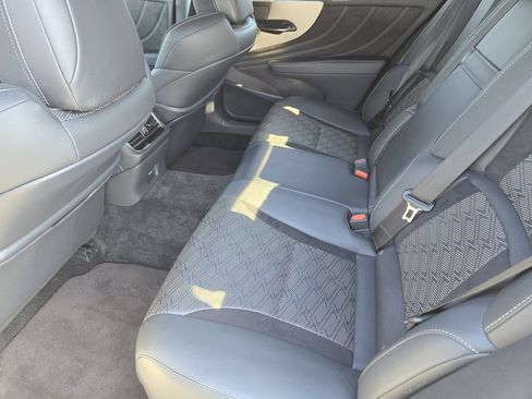 Certified 2022 Lexus LS 500 F Sport w/ Accessory Package (Z2) RWD image 31