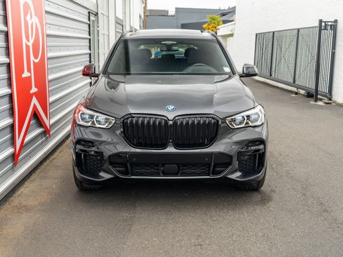 Used 2022 BMW X5 xDrive45e w/ M Sport Package AWD/4WD image 52