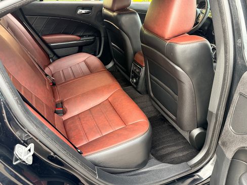 Used 2014 Dodge Charger R/T RWD image 36