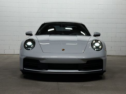 Used 2025 Porsche 911 Carrera image 9