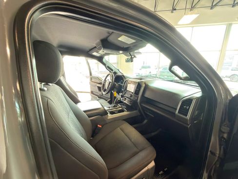 Used 2018 Ford F150 XLT w/ Equipment Group 302A Luxury AWD/4WD image 19