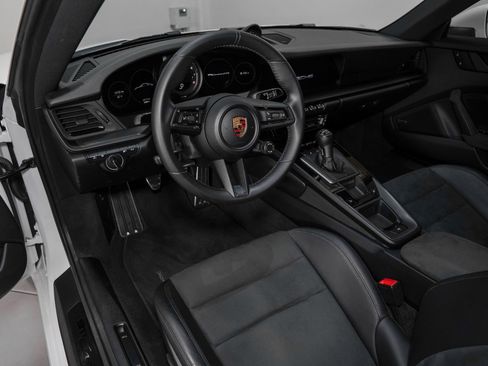 Used 2024 Porsche 911 Carrera GTS image 11