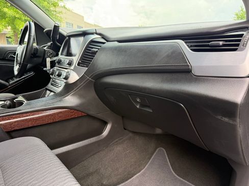 Used 2018 GMC Yukon SLE w/ Convenience Package AWD/4WD image 24