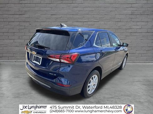 Used 2023 Chevrolet Equinox LT AWD/4WD image 3
