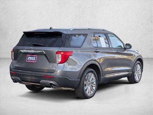 Used 2021 Ford Explorer Limited w/ Hybrid Equipment Group 310A image 5