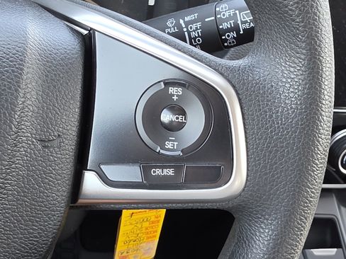 Used 2017 Honda CR-V LX image 18