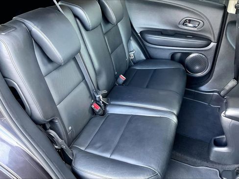 Used 2018 Honda HR-V EX-L image 18