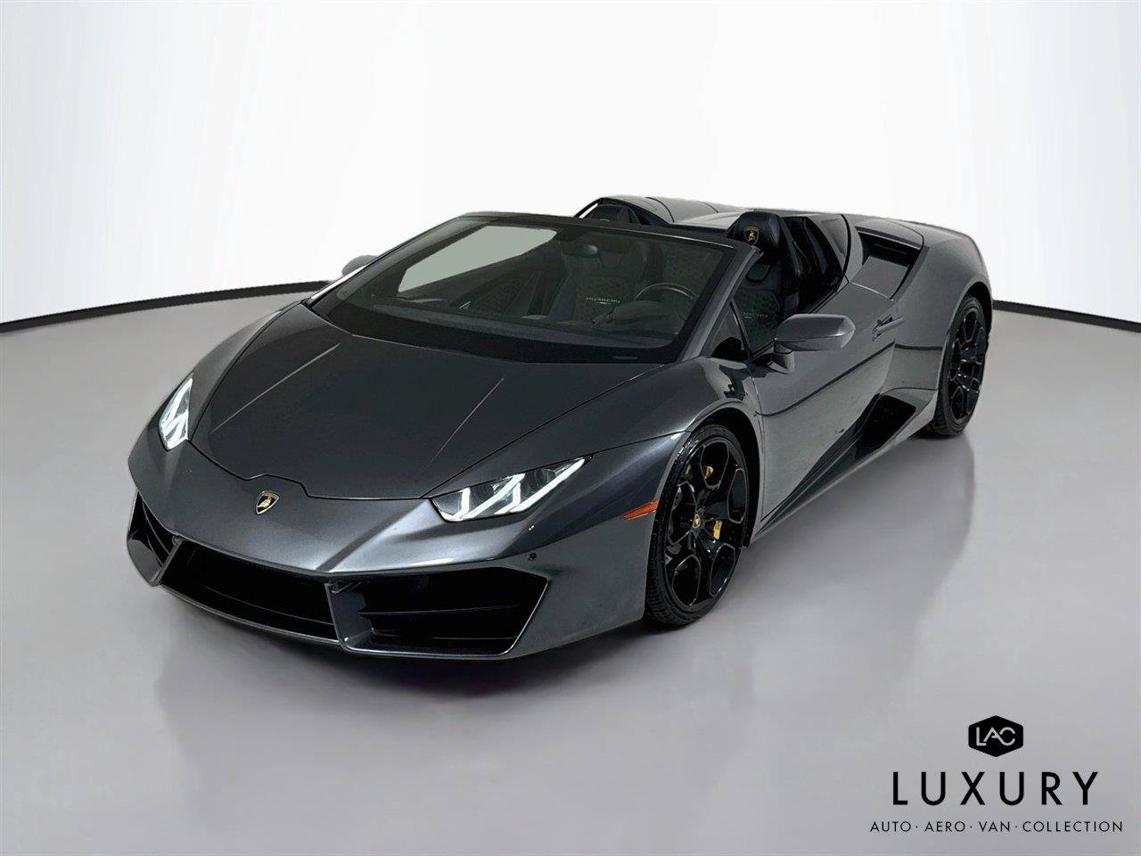 Used 2017 Lamborghini Huracan LP 580-2 RWD image 3
