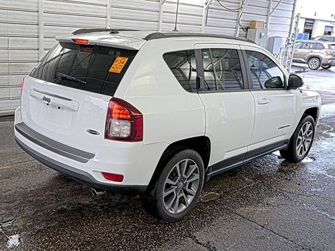 Used 2016 Jeep Compass Sport w/ Power Value Group FWD image 3