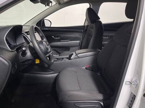 Certified 2023 Hyundai Tucson SE image 12