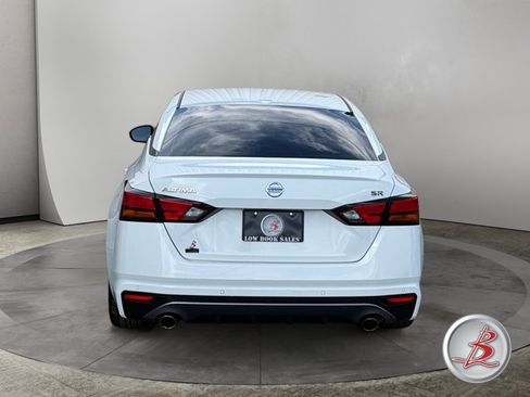 Used 2022 Nissan Altima 2.5 SR FWD image 6