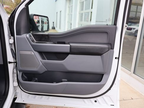 Used 2022 Ford F150 XLT w/ Equipment Group 302A High image 36