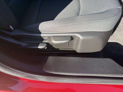 Used 2016 Chevrolet Malibu LT image 41