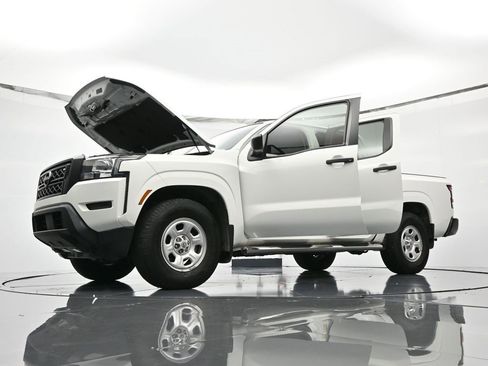 Used 2022 Nissan Frontier S w/ Technology Package image 58