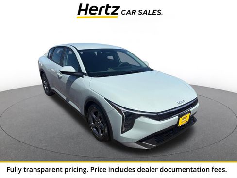 Used 2025 Kia K4 FWD image 1