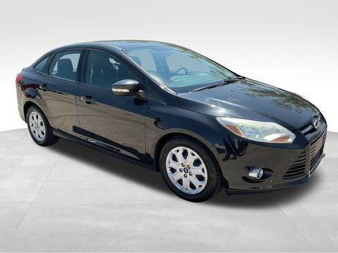 Used 2012 Ford Focus SE FWD image 8
