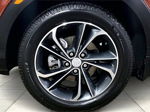 Used 2021 Buick Encore GX Select image 9