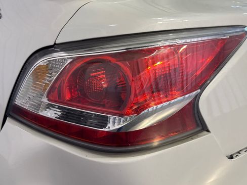 Used 2015 Nissan Altima 2.5 S w/ Special Edition Package FWD image 13