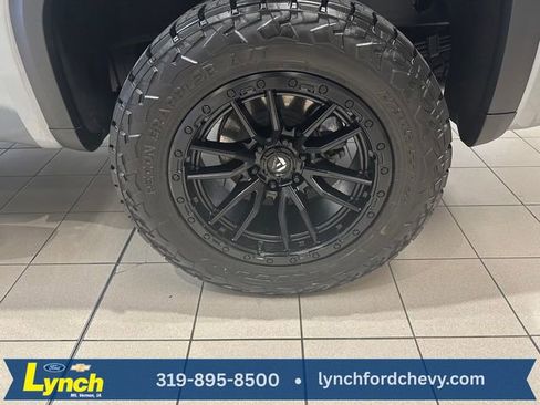 Used 2024 GMC Sierra 1500 AT4X AWD/4WD image 31