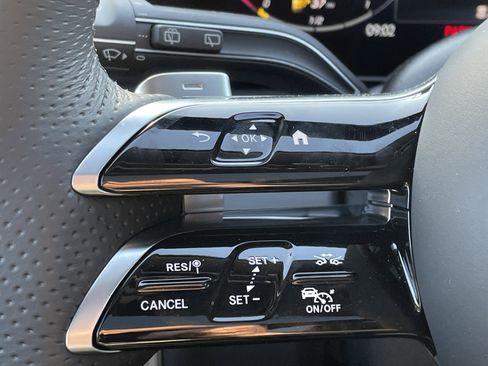 New 2026 Mercedes-Benz GLS 450 4MATIC image 26