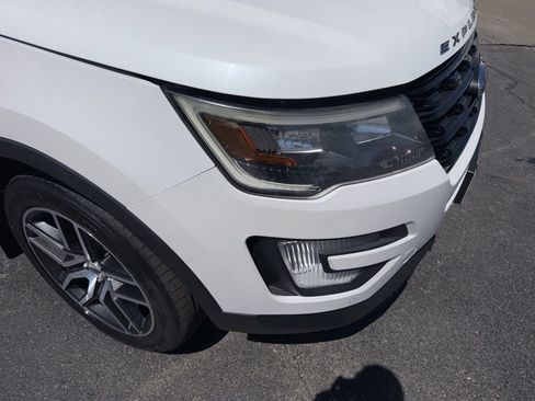 Used 2017 Ford Explorer Sport AWD/4WD image 9