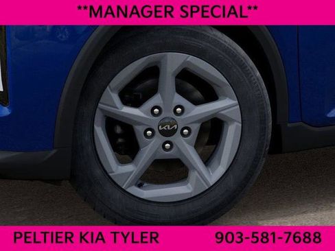 New 2025 Kia K4 LXS image 10