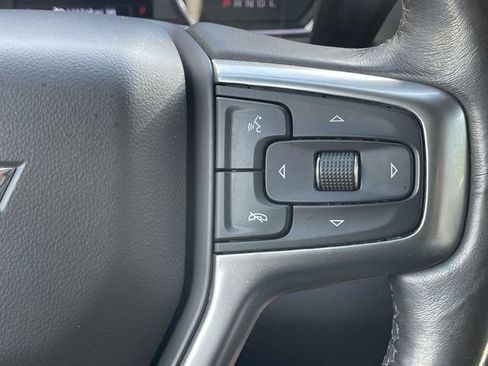 Used 2022 Chevrolet Silverado 1500 LT Trail Boss w/ Convenience Package II AWD/4WD image 16