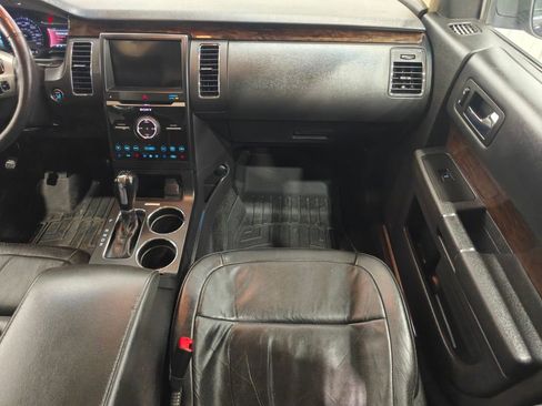 Used 2019 Ford Flex Limited image 28