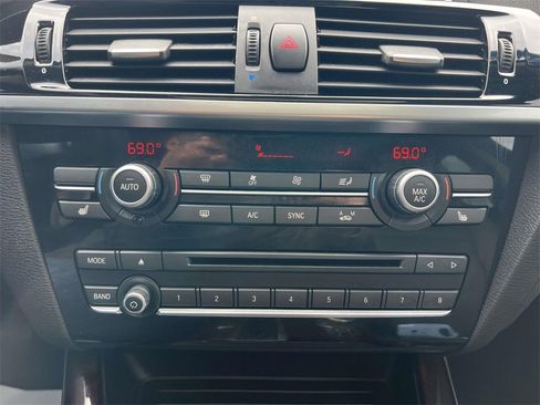 Used 2017 BMW X4 xDrive28i image 28