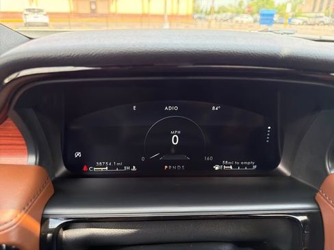 Certified 2023 Lincoln Nautilus Reserve AWD/4WD image 18
