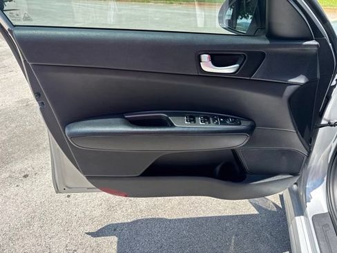 Used 2019 Kia Optima LX FWD image 14