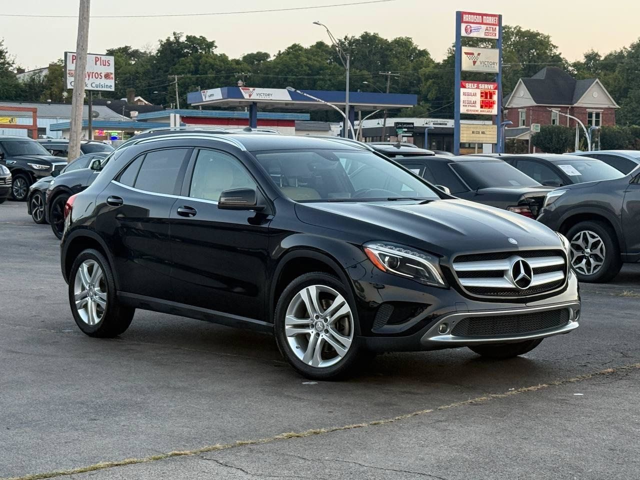 Used 2015 Mercedes-Benz GLA 250 4MATIC w/ Premium Package image 3