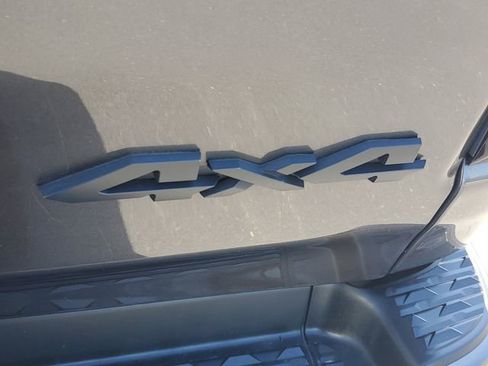 Used 2020 RAM 1500 Big Horn AWD/4WD image 6