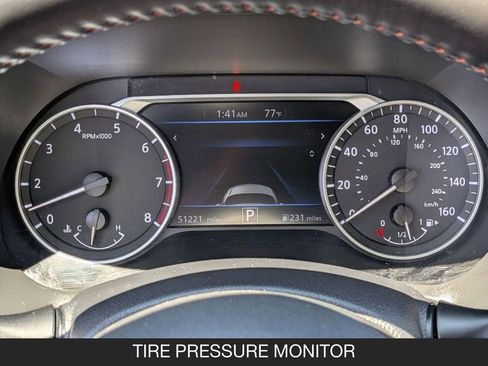 Used 2021 Nissan Sentra SR w/ SR Premium Package FWD image 20